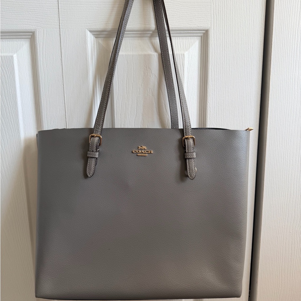 Coach Elegant Gray Tote Bag